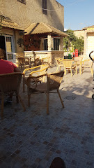 Cafetería y Terraza Tropic