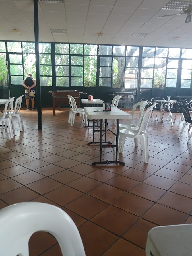 Bar De La Piscina