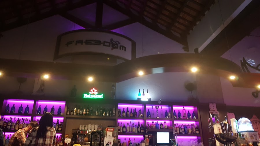 Bar Freedom Café & Copas