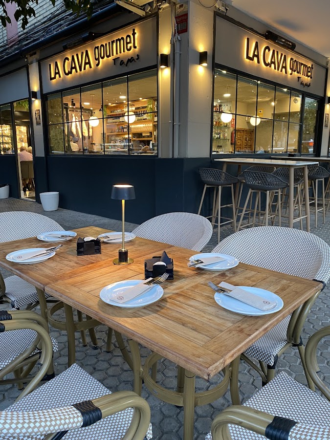 La Cava Gourmet Triana