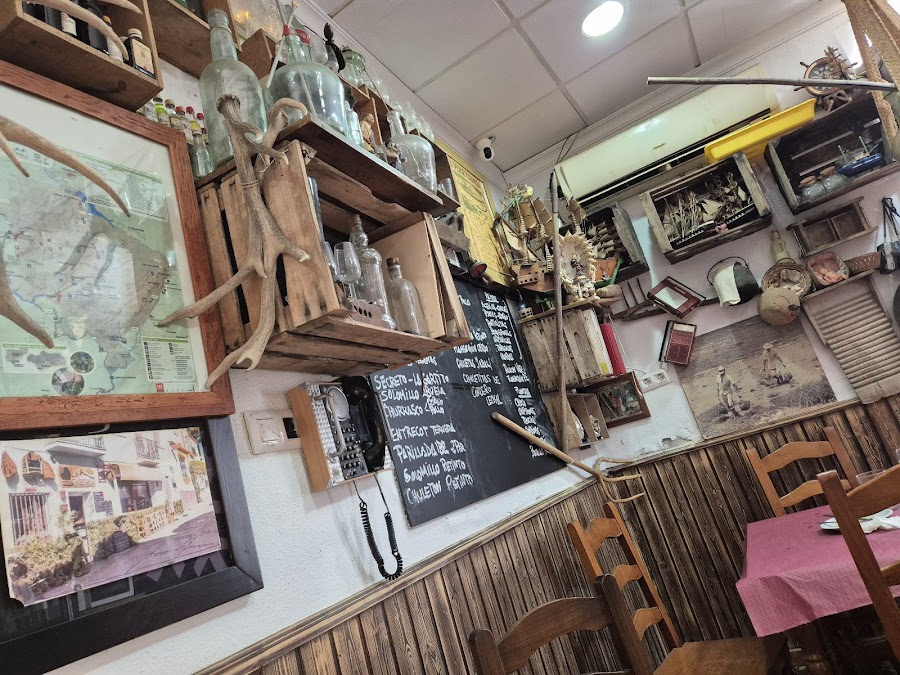 Taberna El Algarrobo